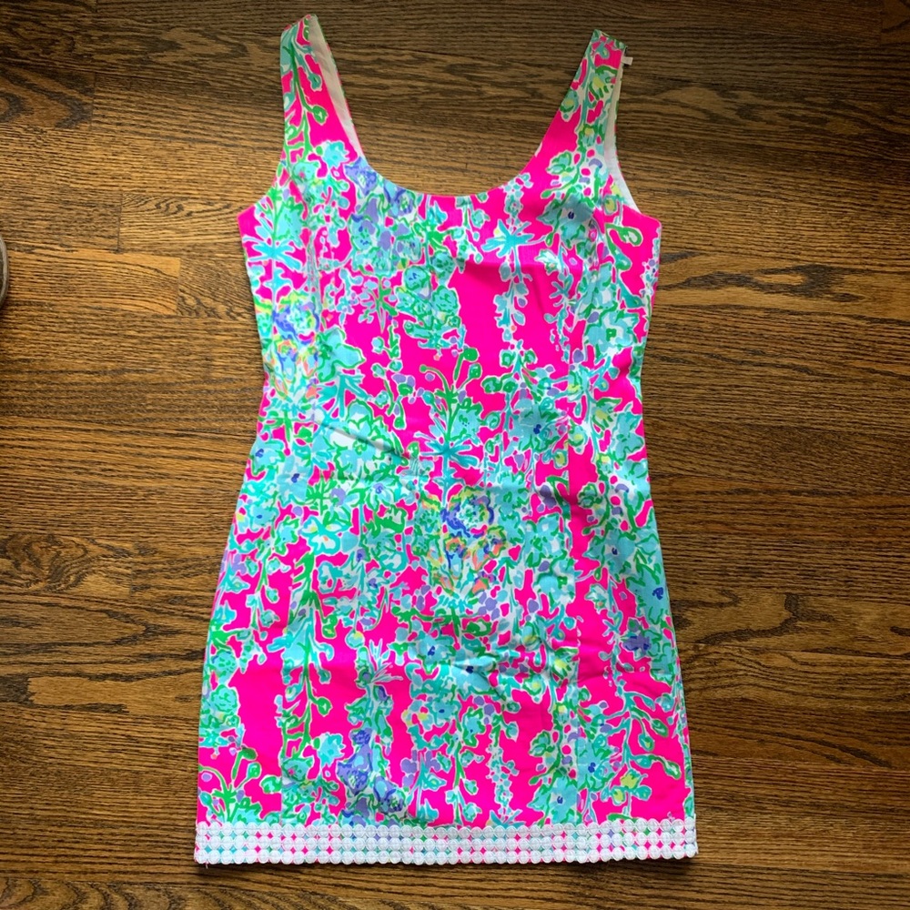 Beautiful Lilly Pulitzer shift dress